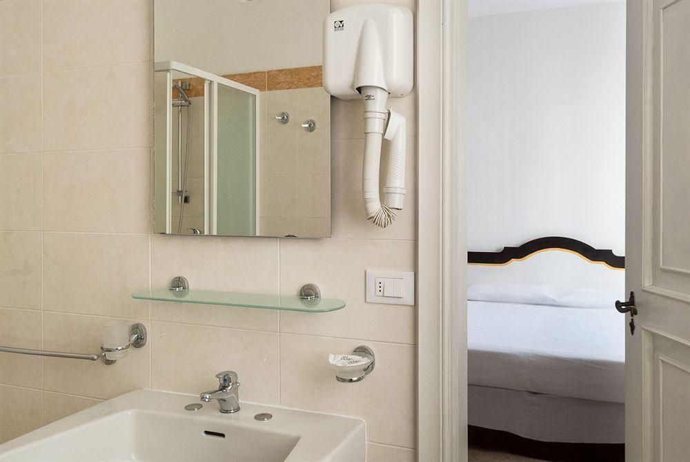 ليتشي B&B Artemide المظهر الخارجي الصورة